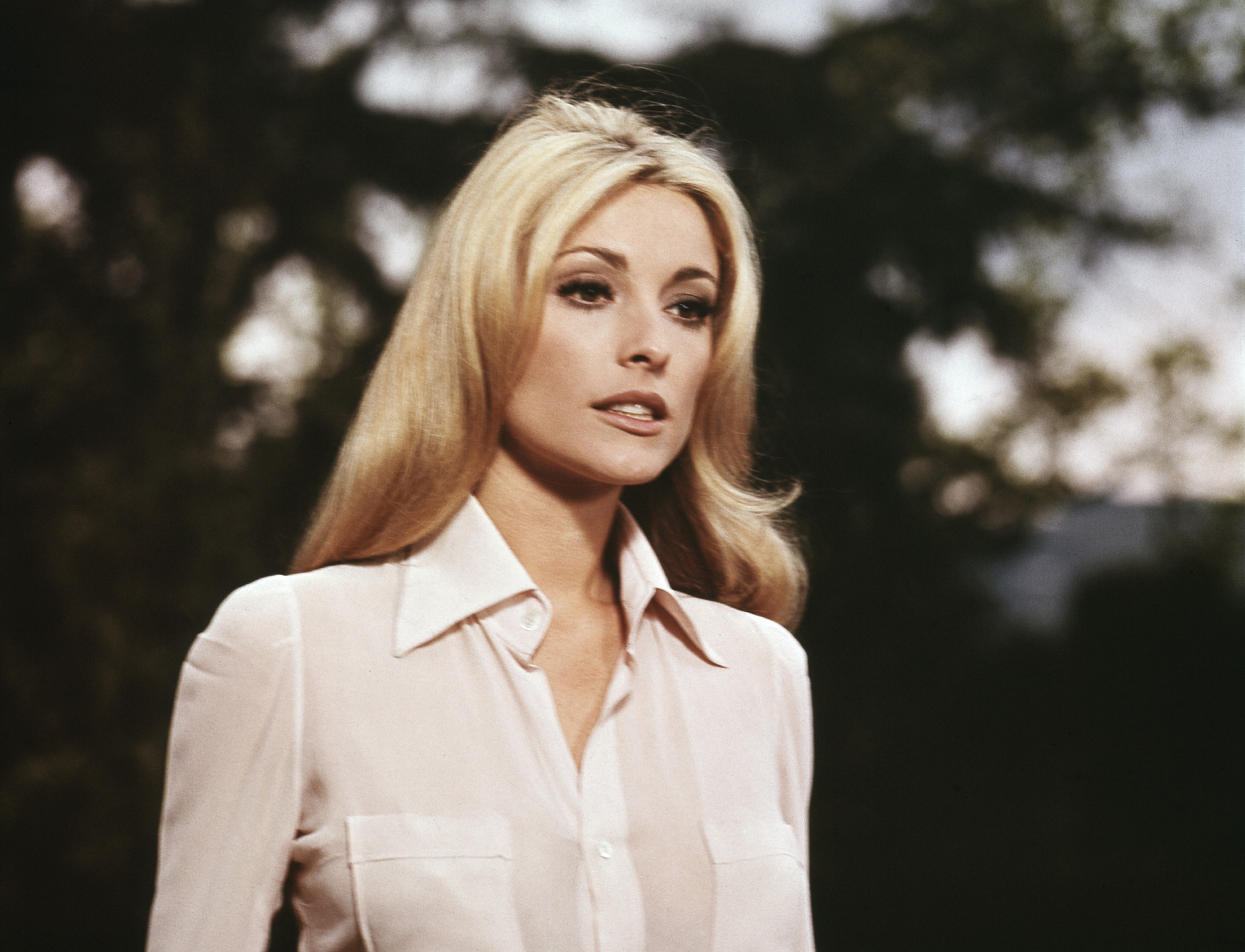 Sharon tate picture in casket